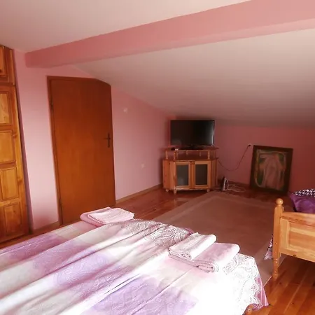 Apartment In House Silent Nature Sandanski