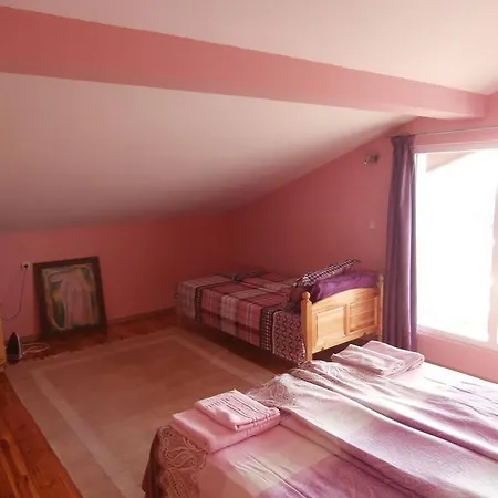 In House Silent Nature * ساندانسكي