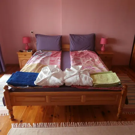 Apartment In House Silent Nature *