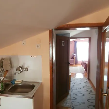 Apartment In House Silent Nature *